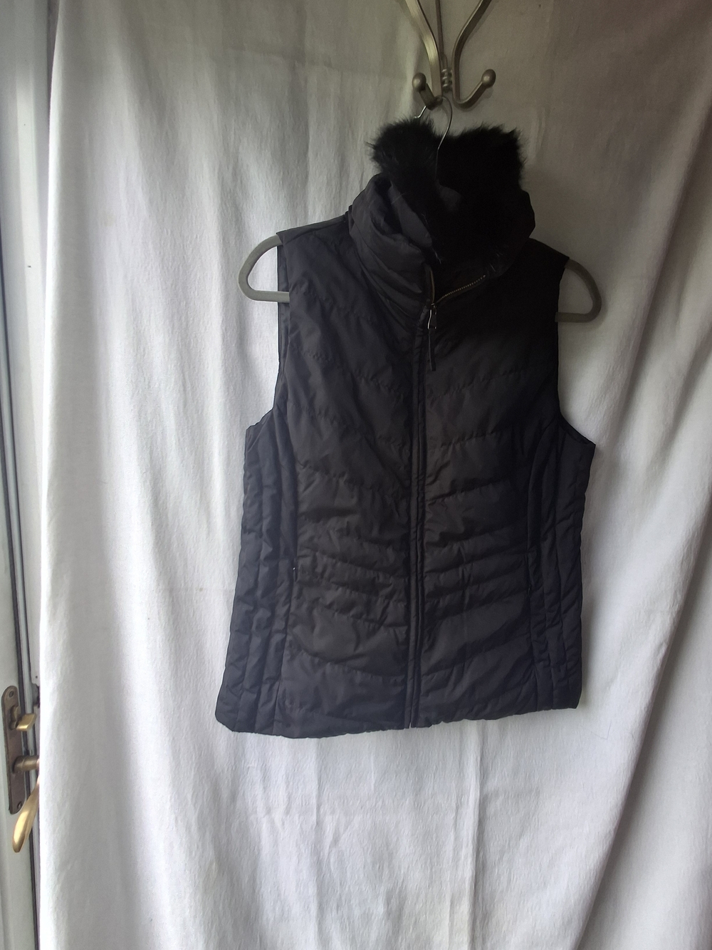 Talbots Black Quilted Faux-Fur Collar Vest - Picture 3 of 7